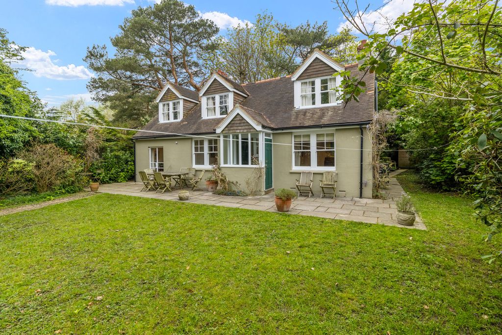 Property photo 1 of 42