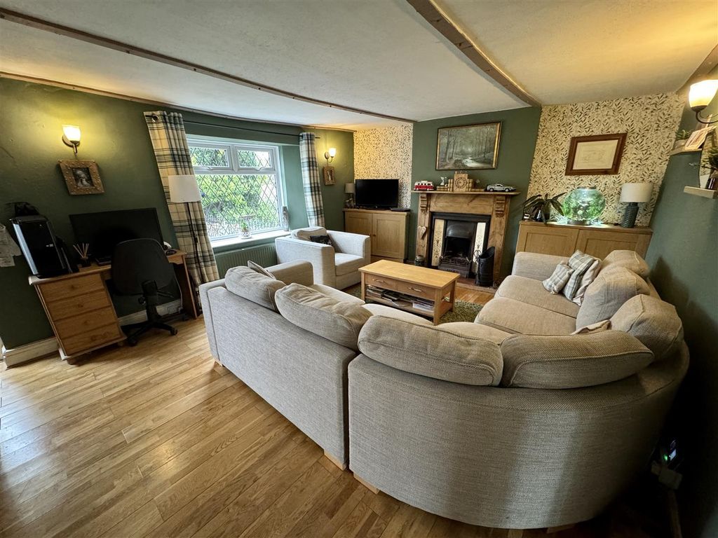 Property photo 2 of 14 Img_0096 3.Jpeg