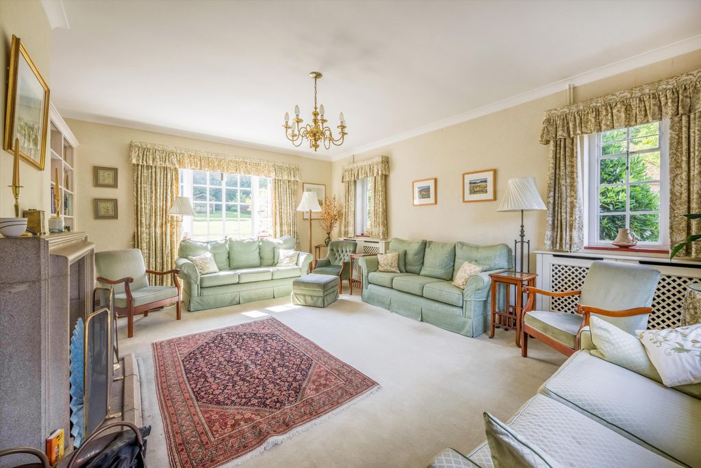 Property photo 2 of 16 Image