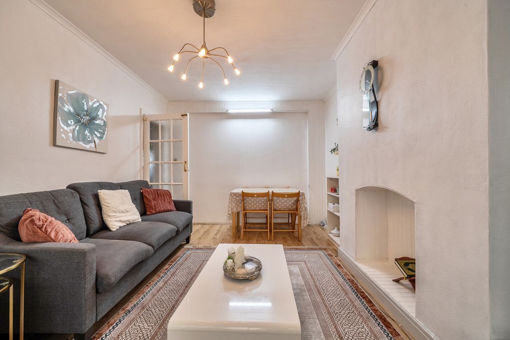 Property photo 3 of 16 1527392-9-6Ad0F74...