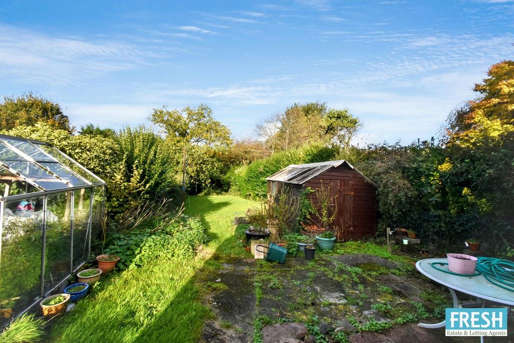 Property photo 2 of 26