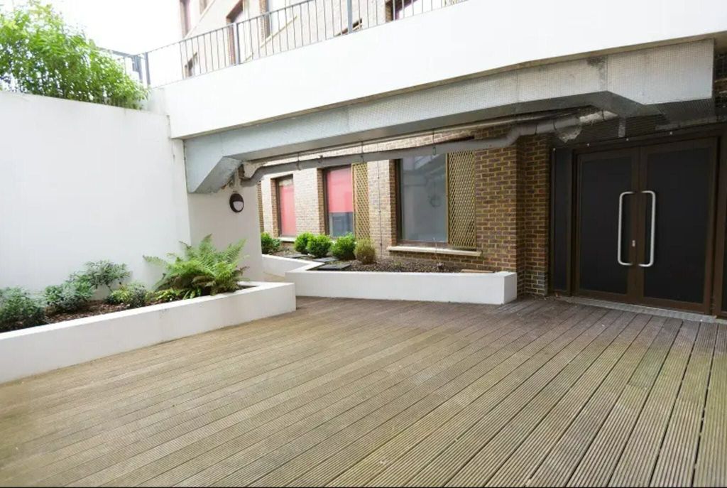 Property photo 1 of 3