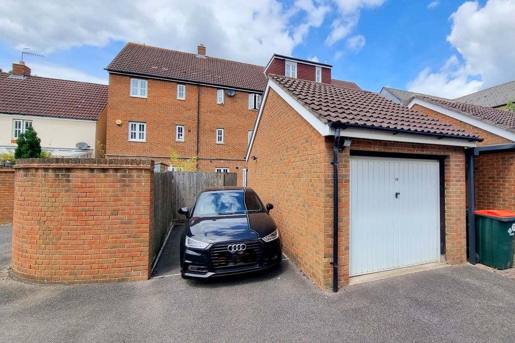 Property photo 3 of 14 Not Specified