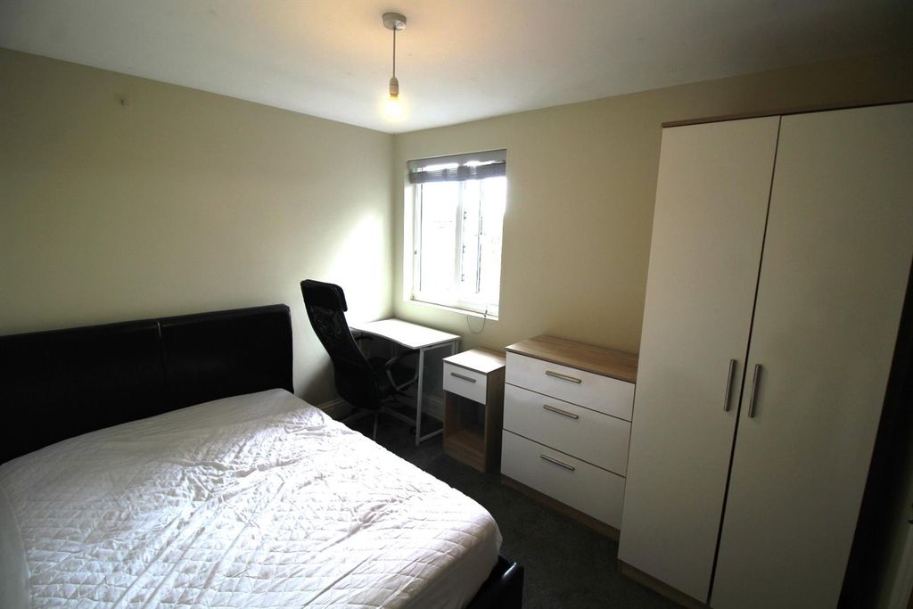 Property photo 2 of 6 Img_9057.Jpg