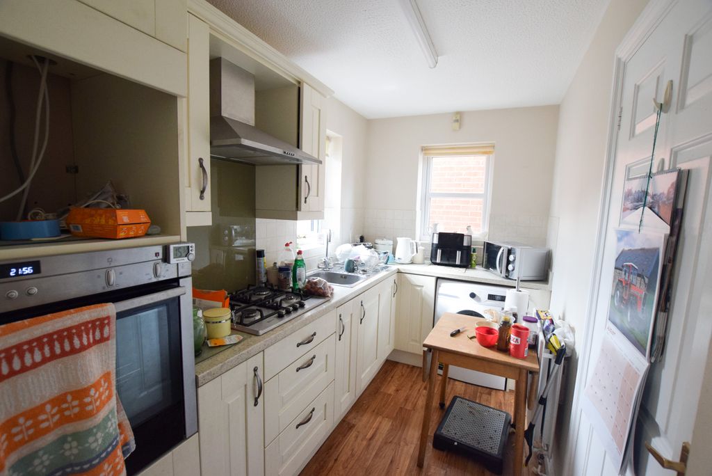 Property photo 3 of 13