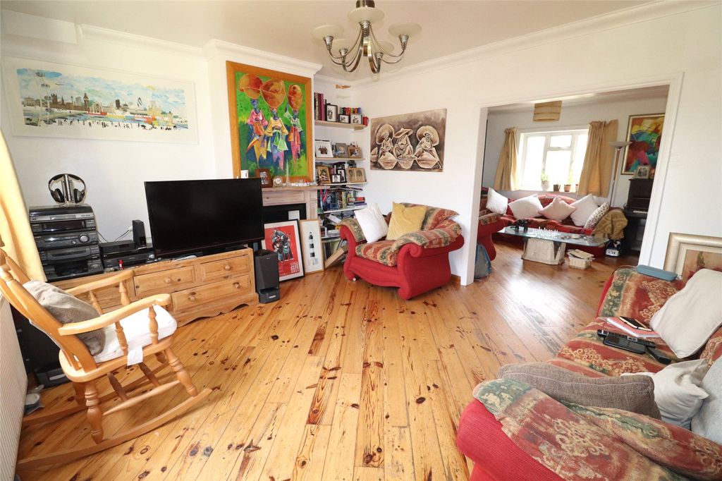 Property photo 2 of 15 Picture No. 29