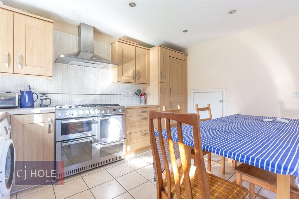 Property photo 3 of 19 Picture No. 22