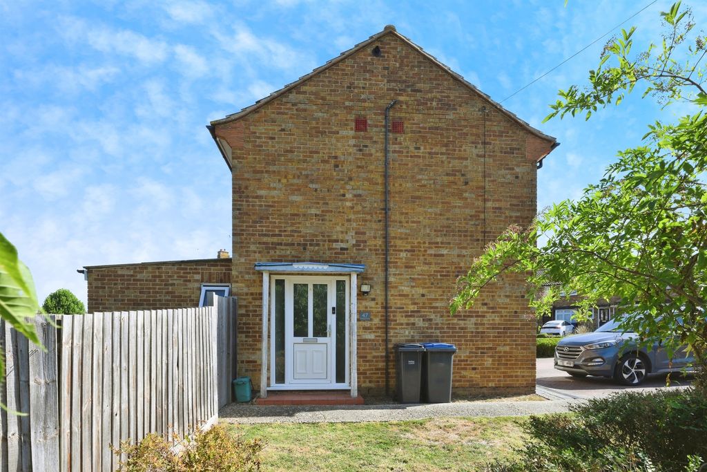 Property photo 2 of 23