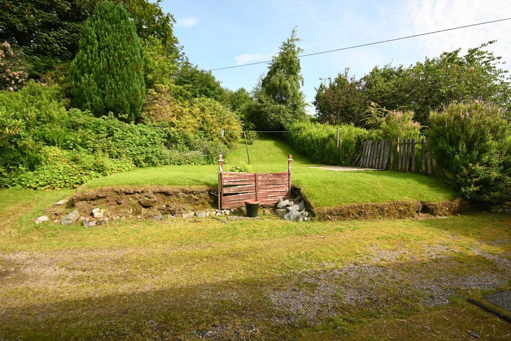 Property photo 3 of 16 5237173