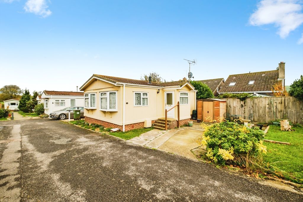 Property photo 1 of 17 Photo