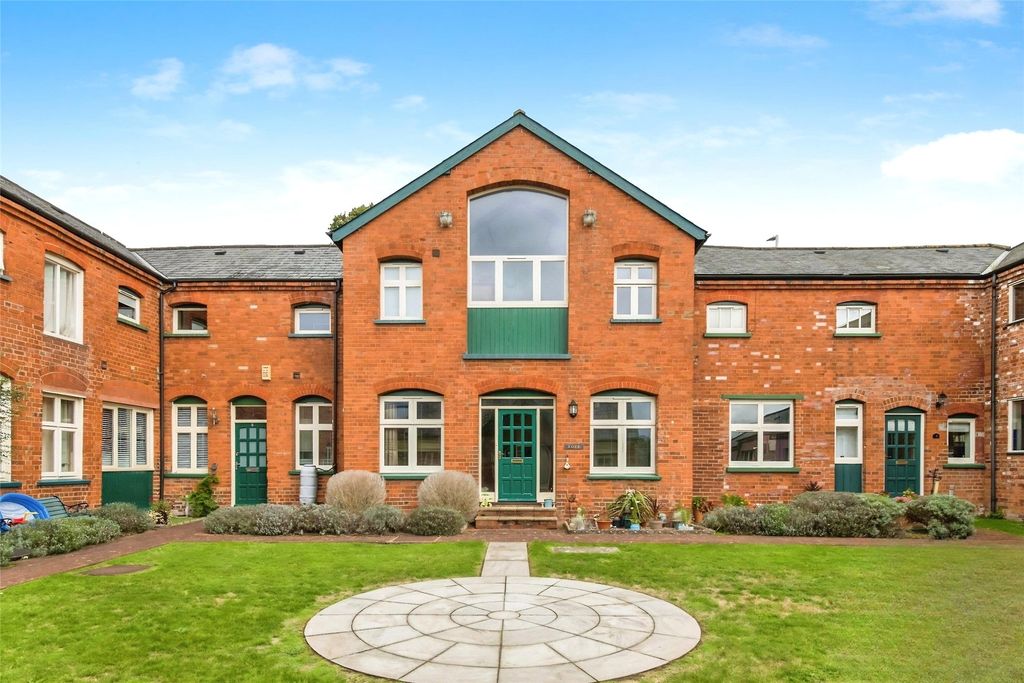 Property photo 1 of 21 Front