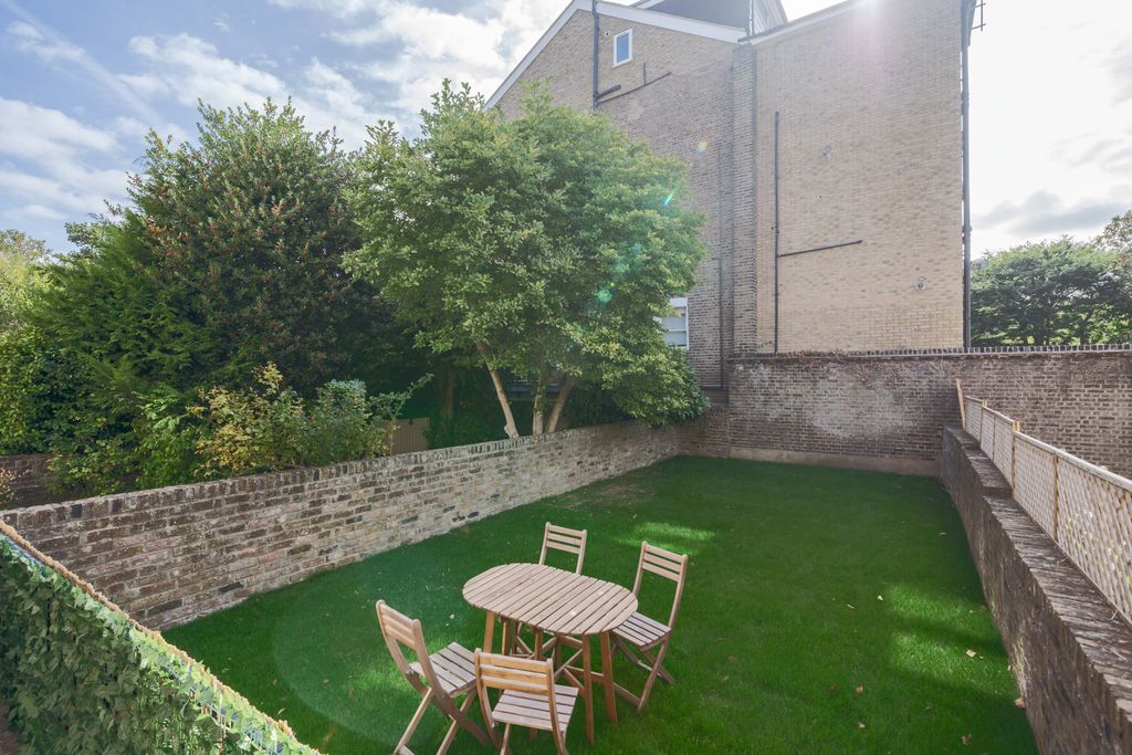 Property photo 3 of 15