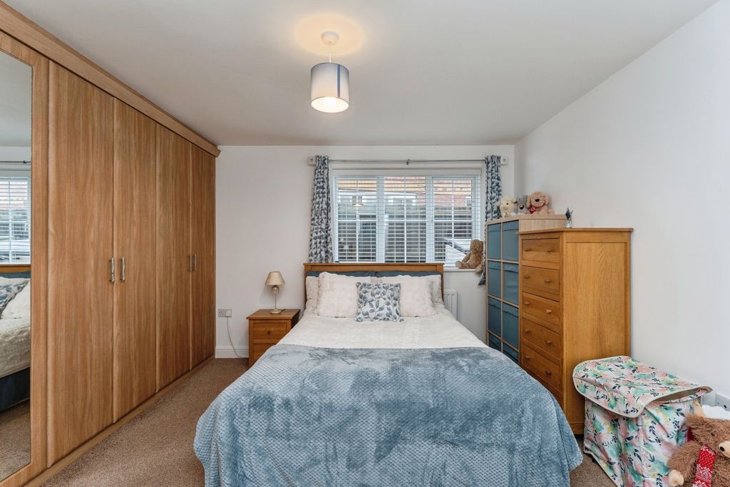 Additional image 15 of 2 bed flat for saleLlys Y Graig, Bryn-Y-Baal, Mold, Flintshire CH7
