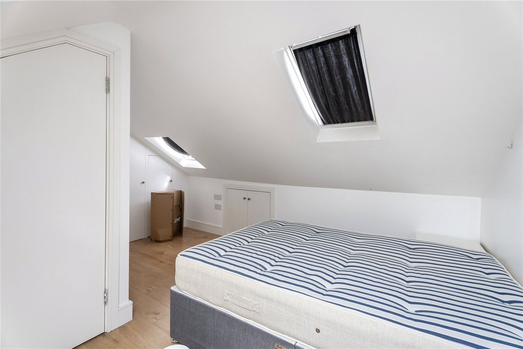 Property photo 3 of 9 Picture No. 07