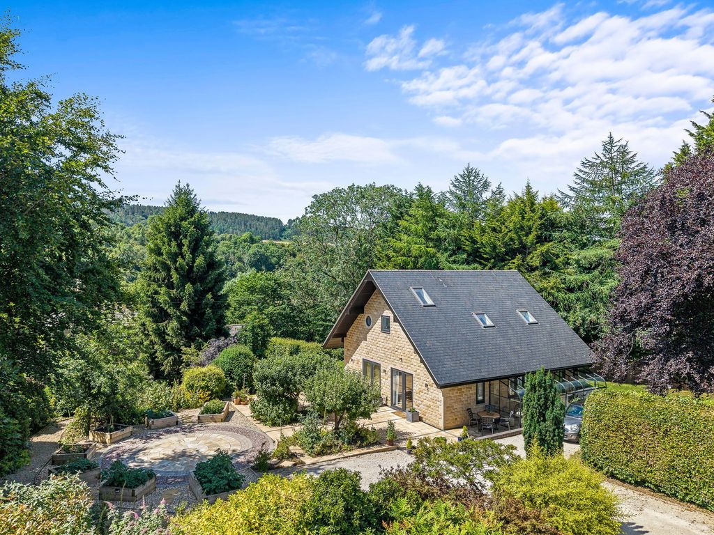 Property photo 1 of 39