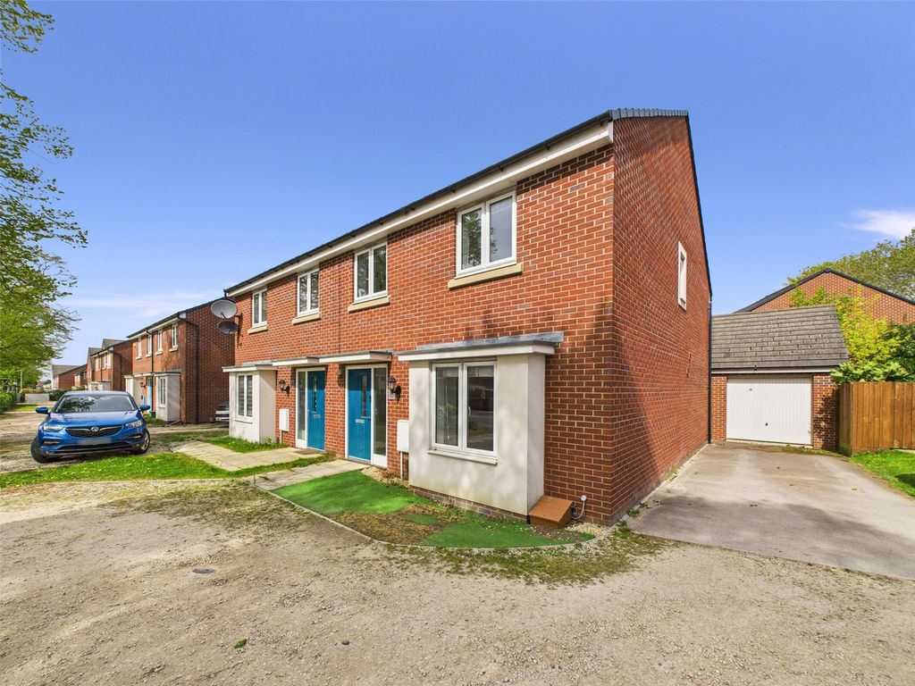 Property photo 1 of 15 Picture No. 02