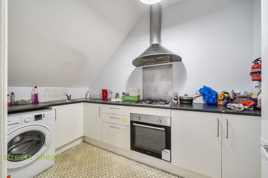 Property photo 3 of 15 A5c80893-395F-4d7...