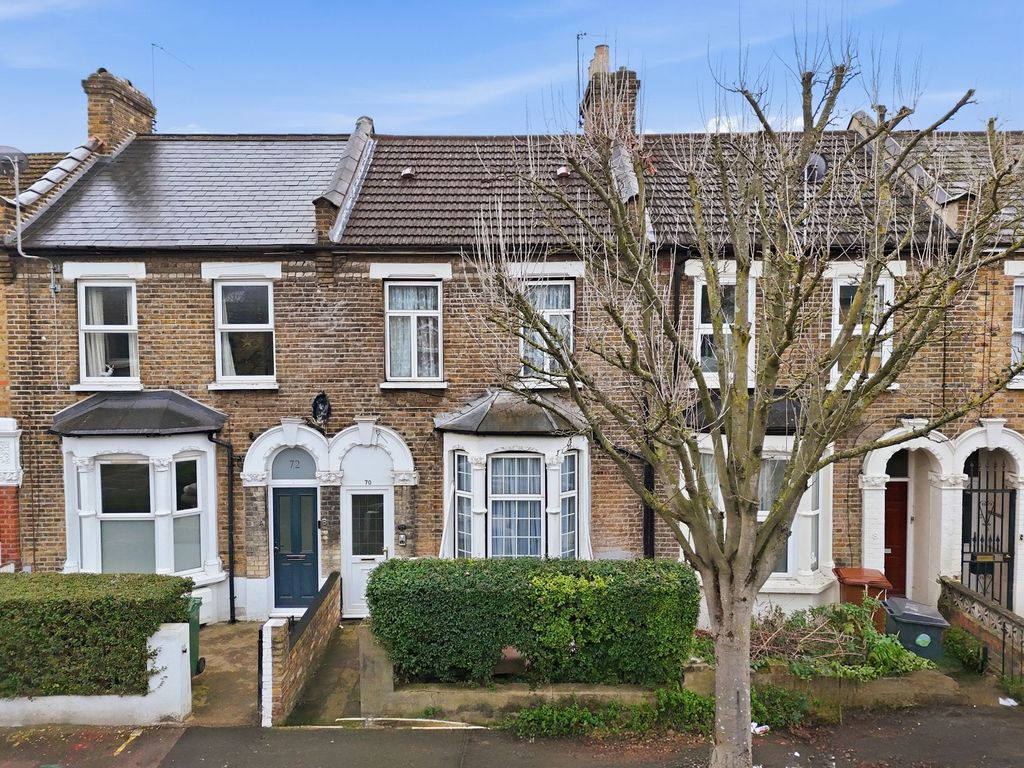 Property photo 1 of 12