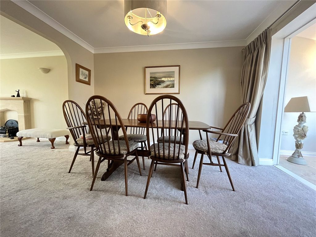 Property photo 3 of 16 Picture No. 06