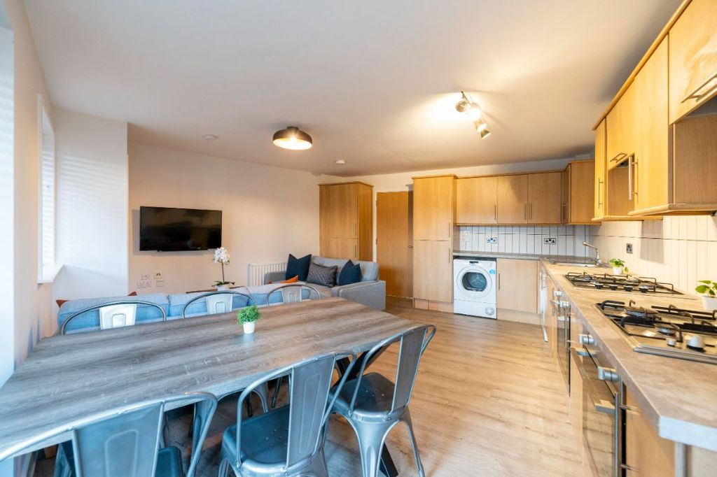Property photo 2 of 15 1Fsf6 - Living Area / Kitchen