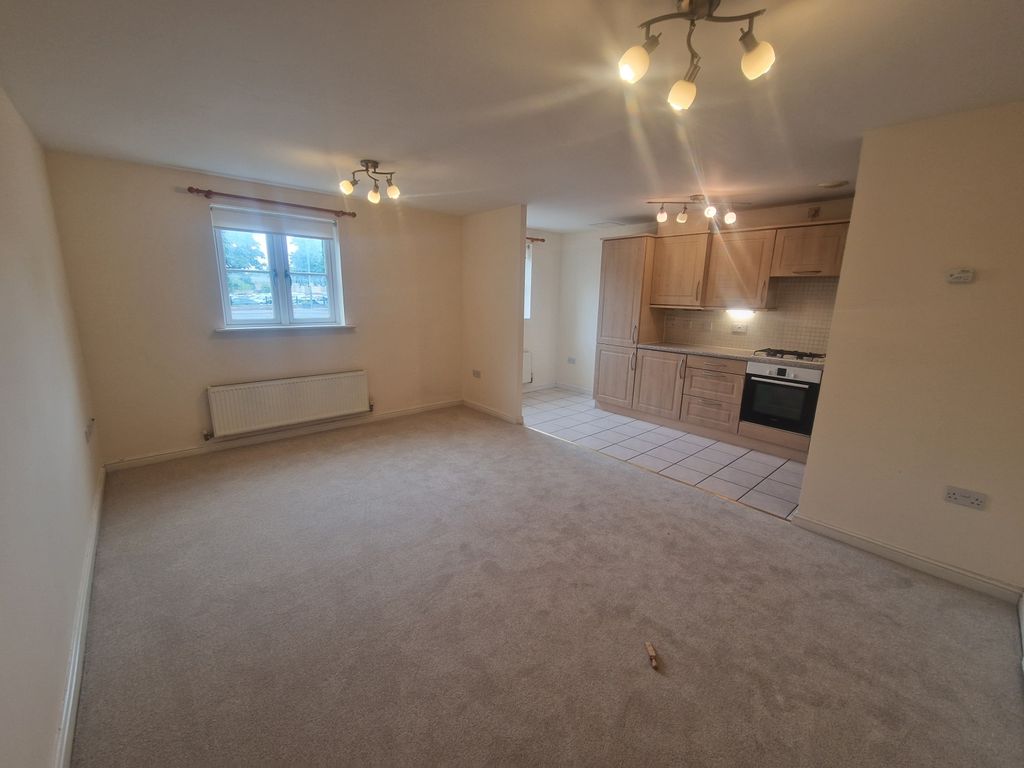 Property photo 2 of 6 1000021011