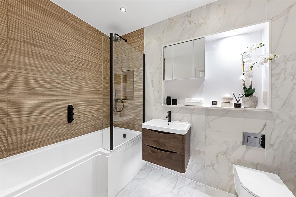 Property photo 3 of 8 Img_0902.Jpg