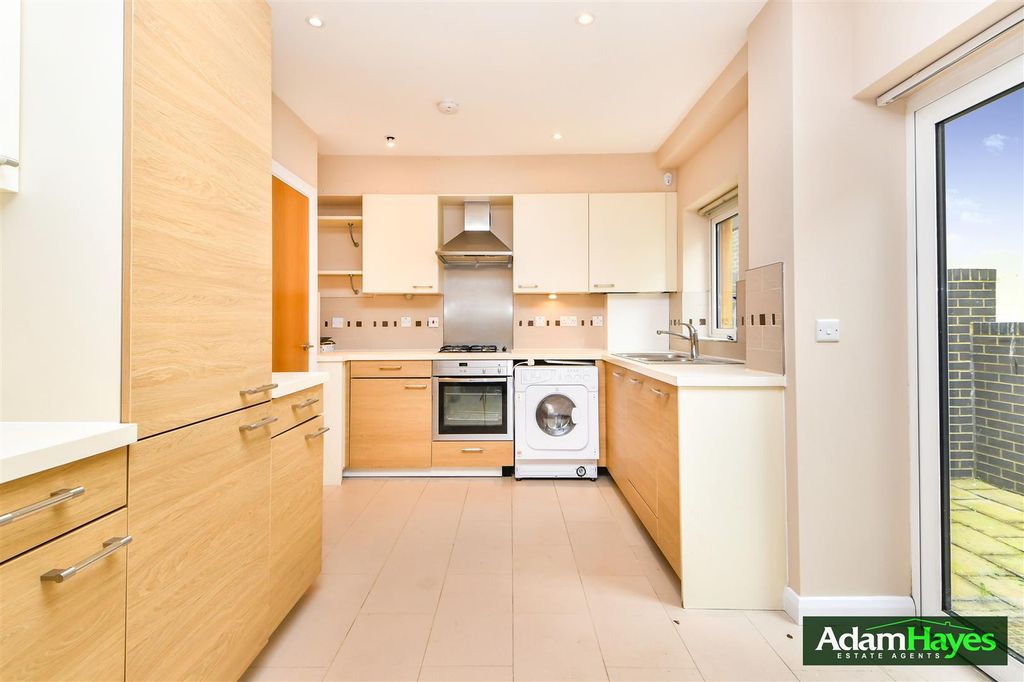 Property photo 2 of 10 Dsc_5839.Jpg