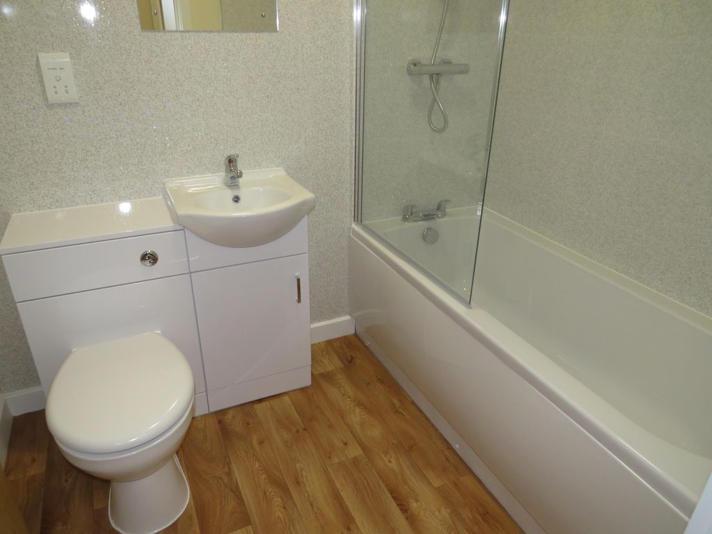 Property photo 2 of 5 Bathroom