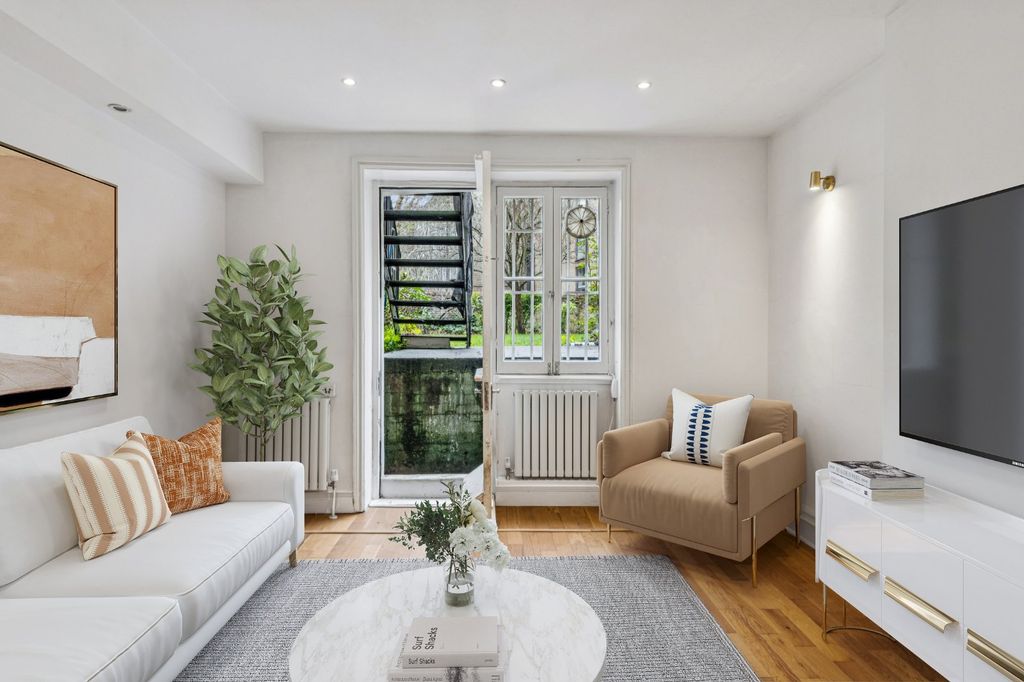 Property photo 2 of 9