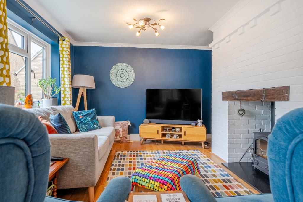 Property photo 2 of 21 Living Area