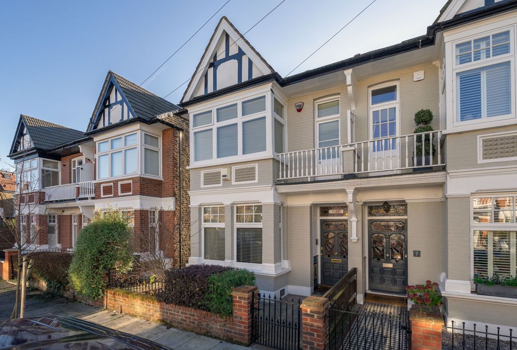 Property photo 1 of 14