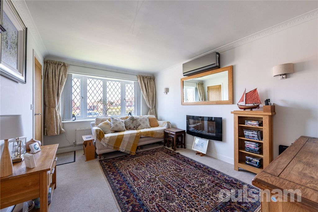 Property photo 3 of 14 Picture No. 11