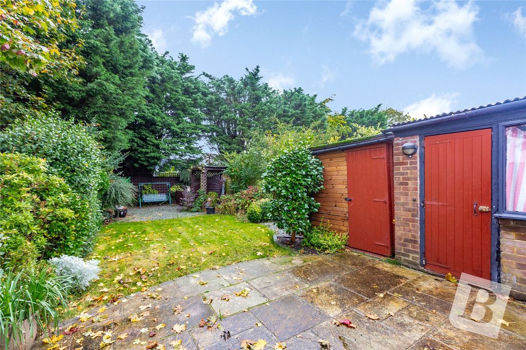 Property photo 3 of 19 Rear Garden