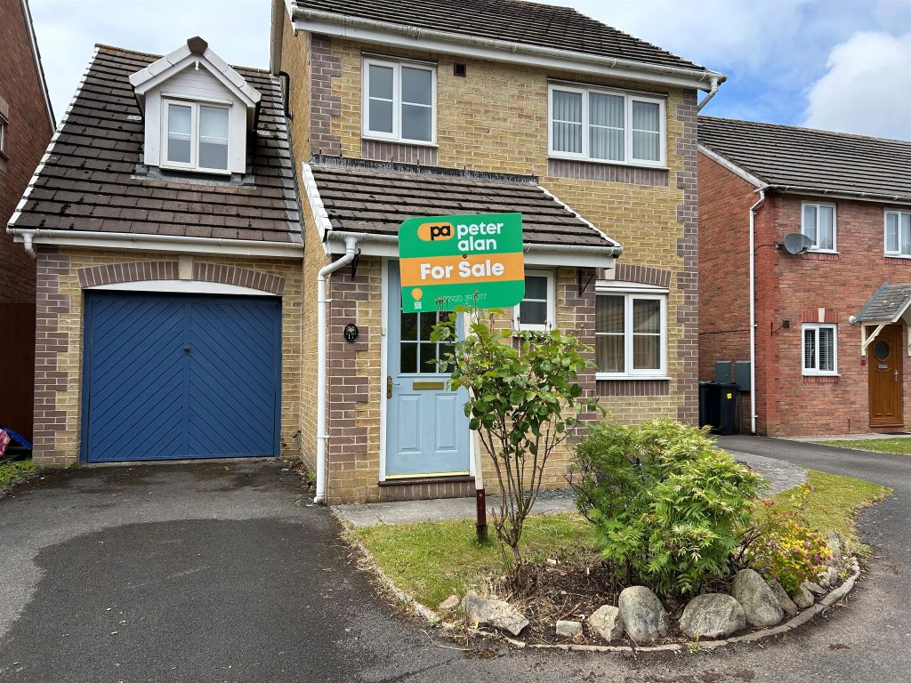 Property photo 2 of 18
