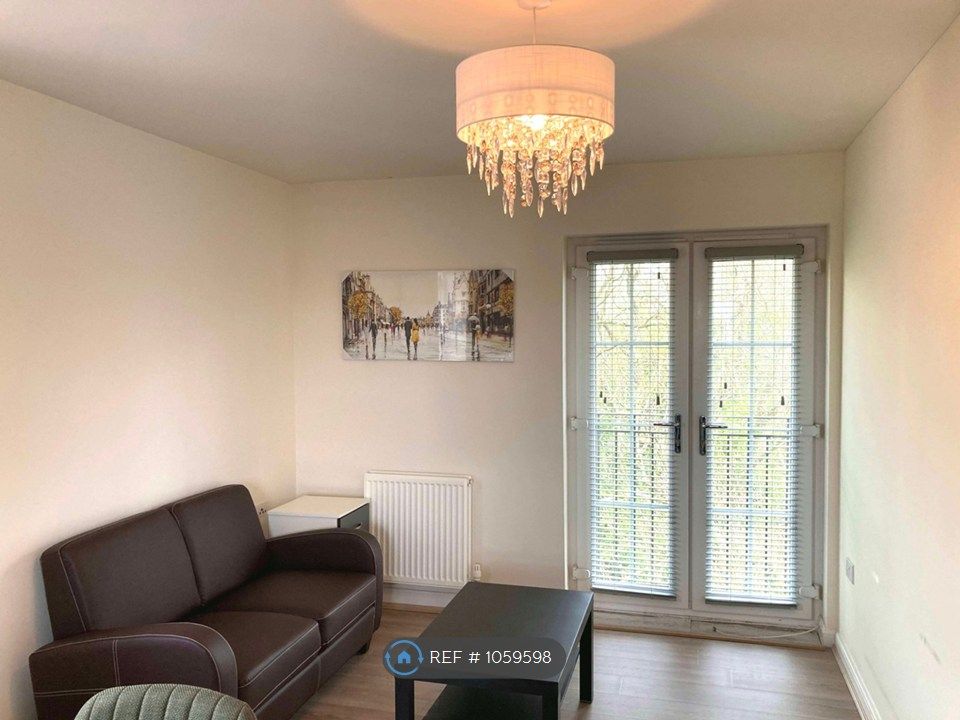 Property photo 2 of 7 Lounge