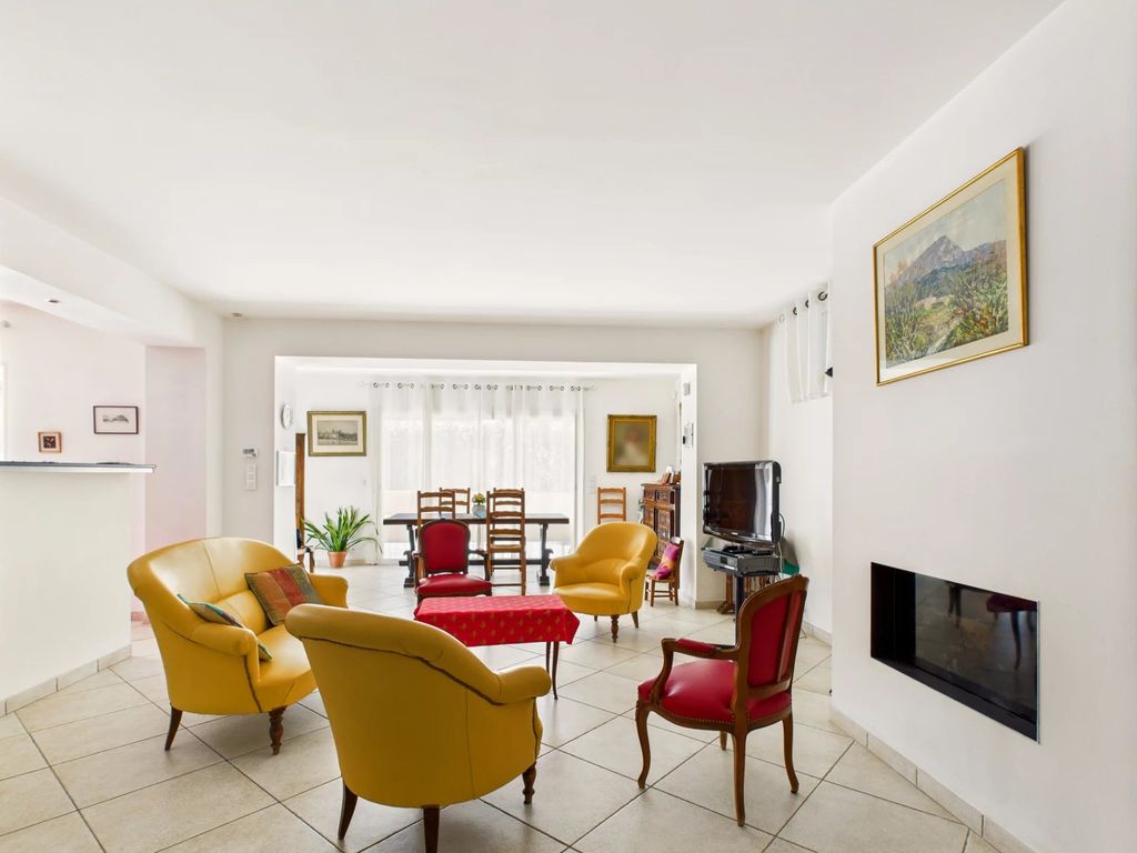 Property photo 3 of 14 Ac0501d698121B0E3961d18c96F96448_4020Eefcf3_1920-Original