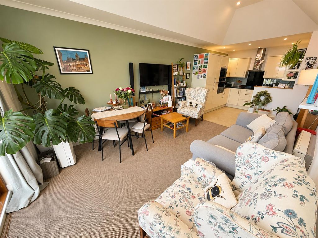 Property photo 2 of 10 3.Png