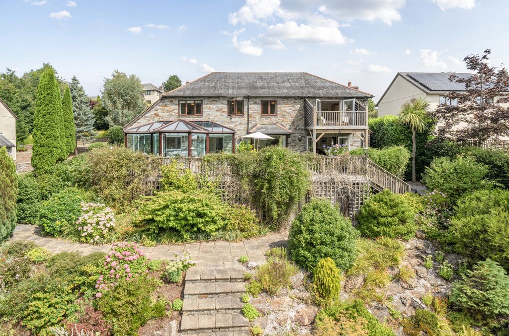 Property photo 1 of 25 1334557-1-68934B7...