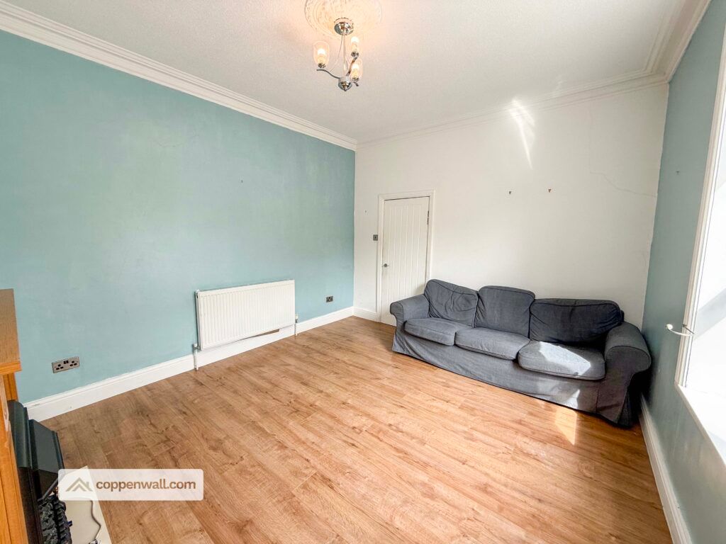Property photo 2 of 31