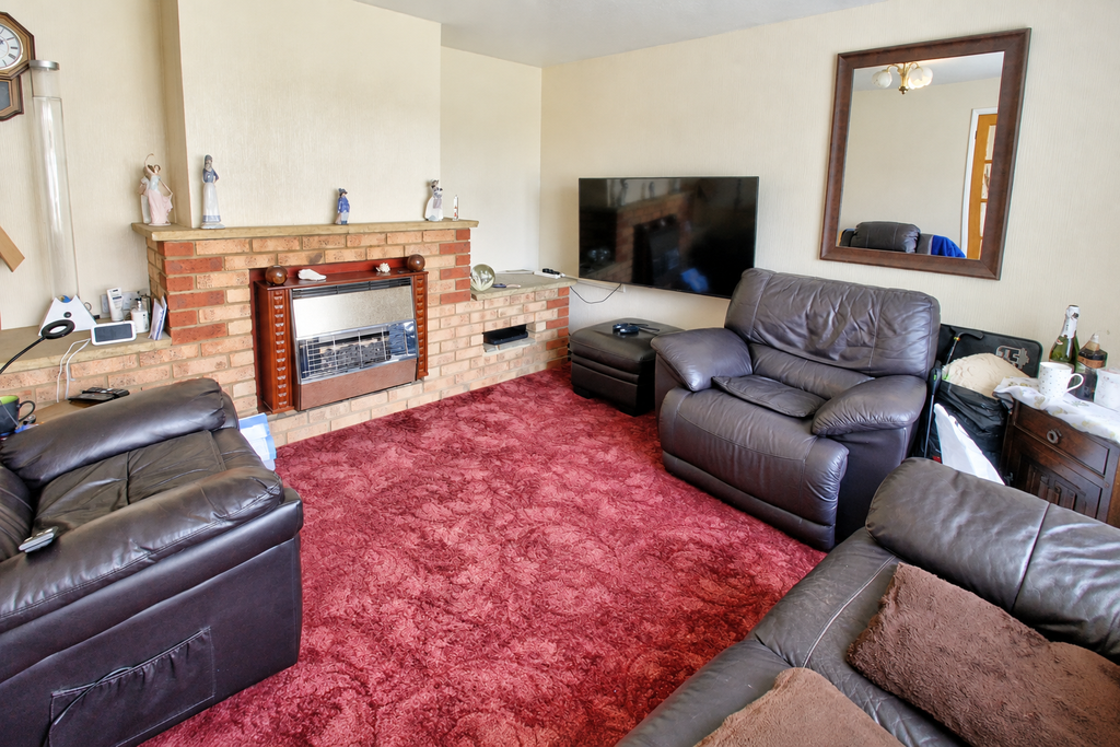 Property photo 3 of 13 383d4Efc-5675-49Ed-923d-4Bc50Dcdbd64