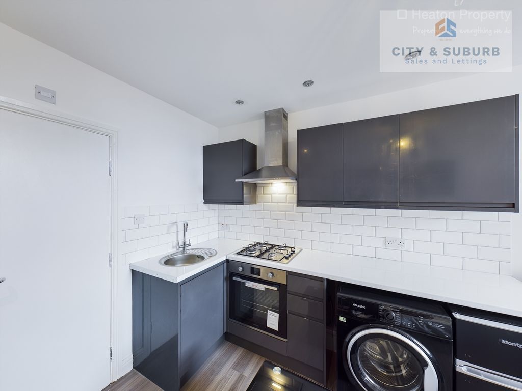 Property photo 3 of 12 Hr180St4 (4)