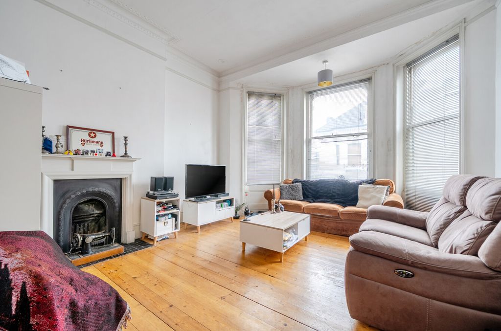 Property photo 2 of 15 1536113-19-1A1782...