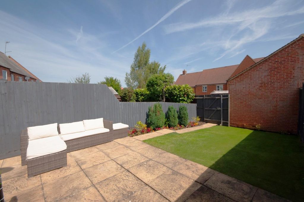 Property photo 2 of 14