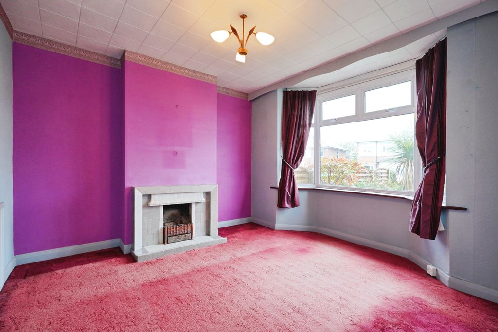 Property photo 2 of 15