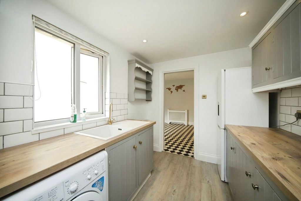 Property photo 3 of 11 Picture No. 04