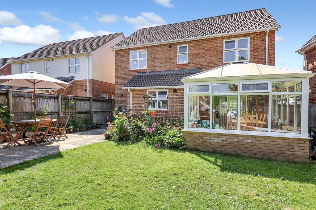 Property photo 2 of 20 Picture No. 35