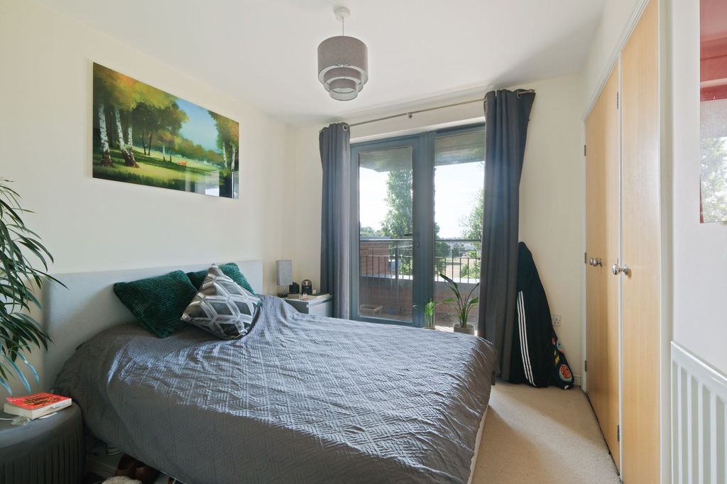 Property photo 3 of 13