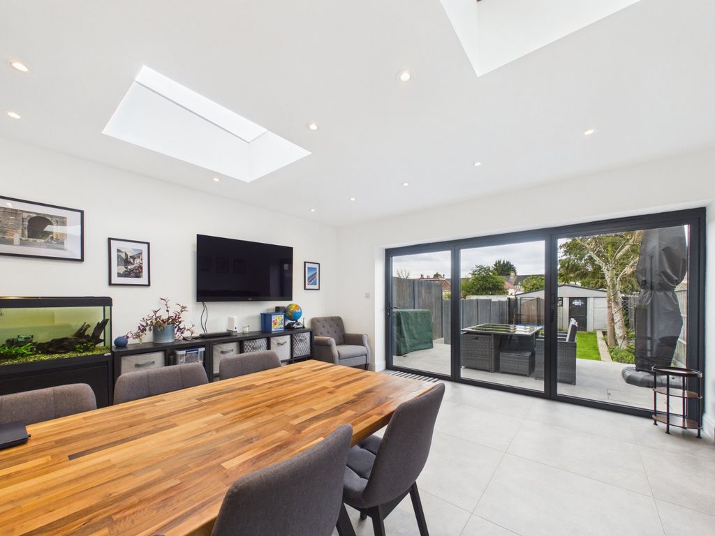 Property photo 2 of 15 Picture No. 06