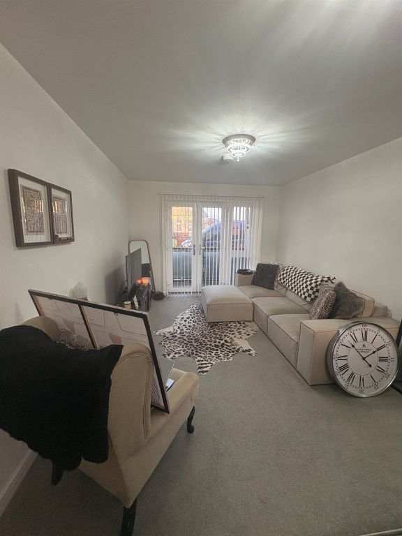 Property photo 2 of 6