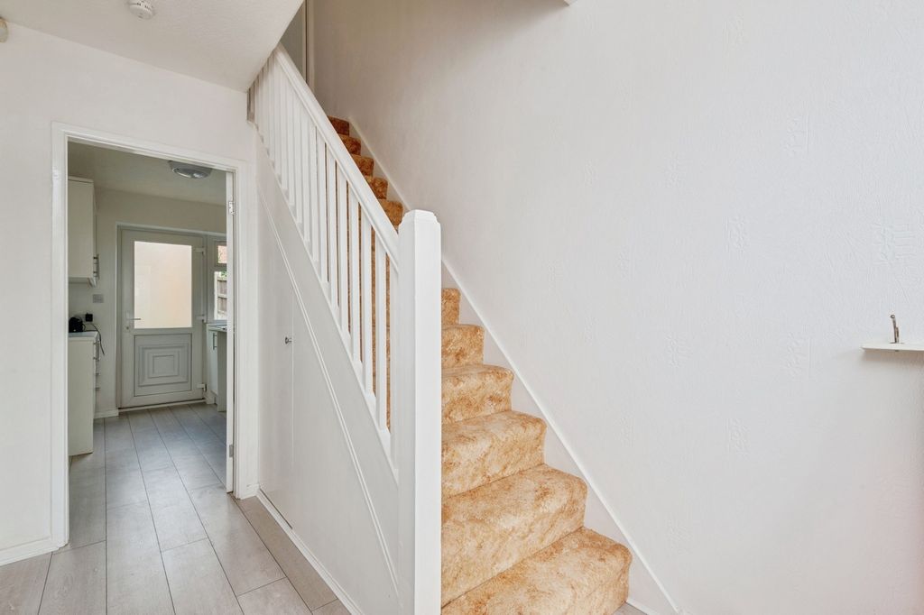 Property photo 2 of 19 Pbox-Img.Jpg